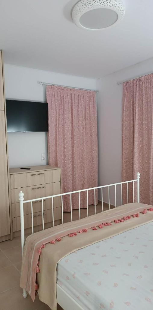 Emmanuela House with garden & sea view - Triopetra photo 4