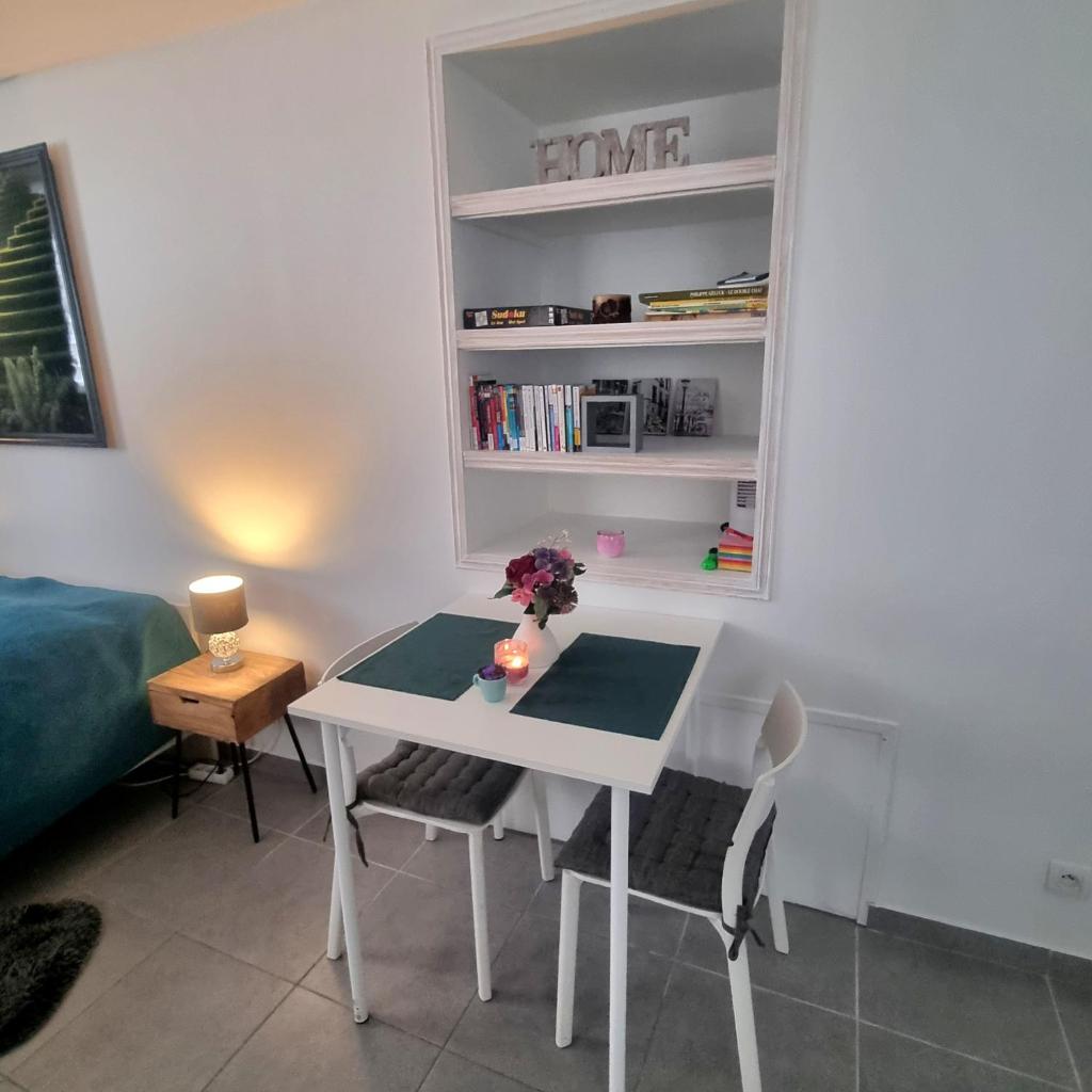 Studio de 23 m² au centre de Montfort L'amaury photo 4