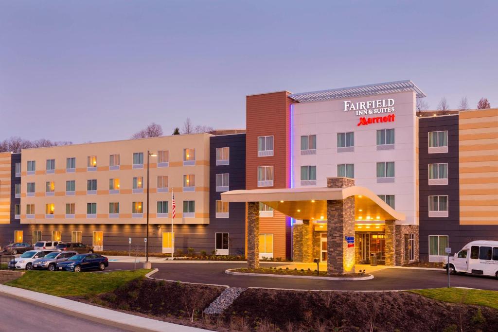 Fairfield Inn & Suites Pittsburgh Airport/Robinson Township image