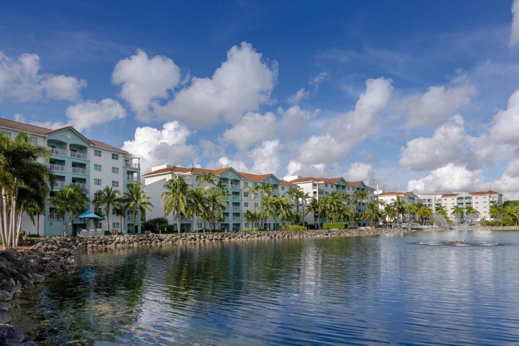Marriott's Villas at Doral image