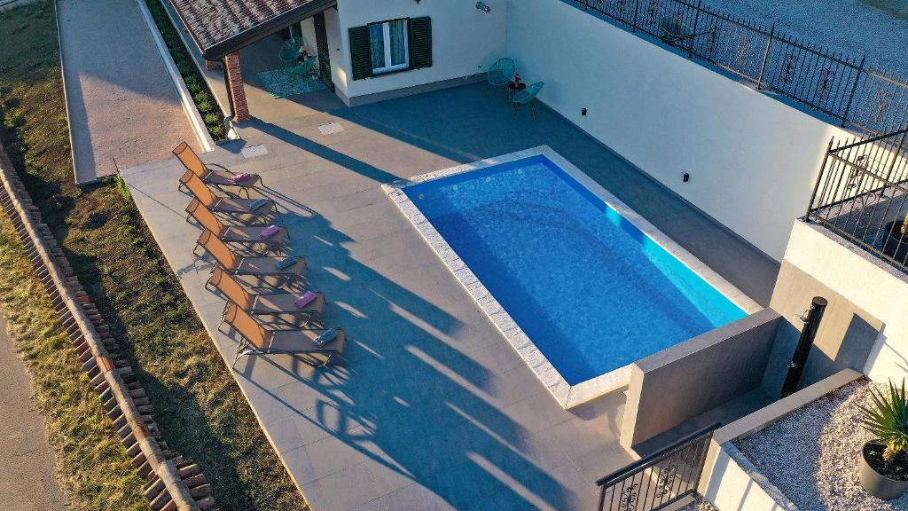 Holiday house with a swimming pool Dolenja Vas, Central Istria - Sredisnja Istra - 20747 photo 3