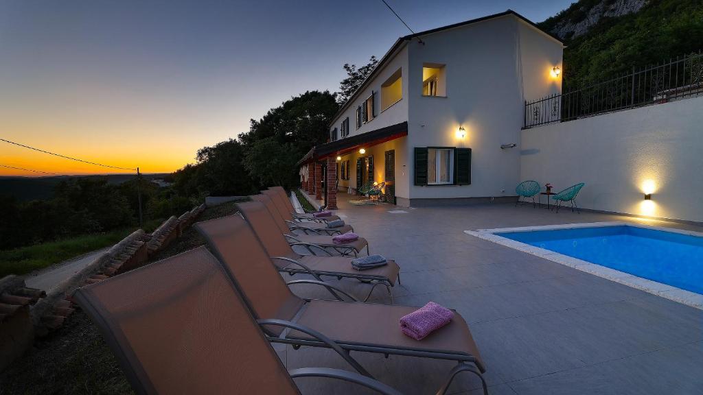 Holiday house with a swimming pool Dolenja Vas, Central Istria - Sredisnja Istra - 20747 photo 4