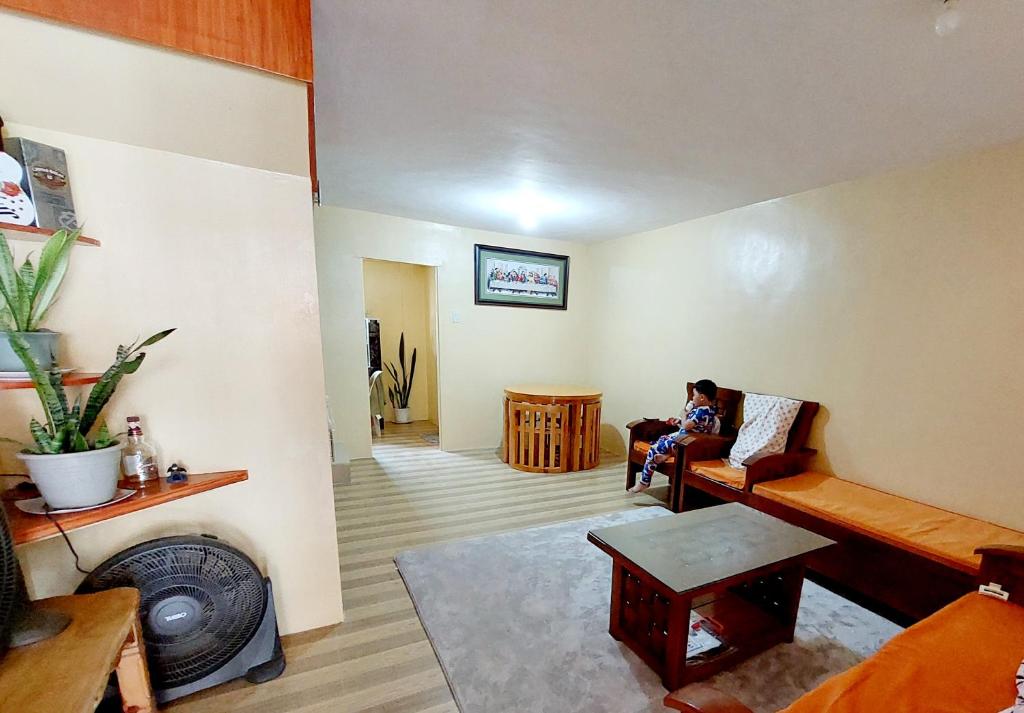 Triple JS Home Deca Clark Residences photo 1