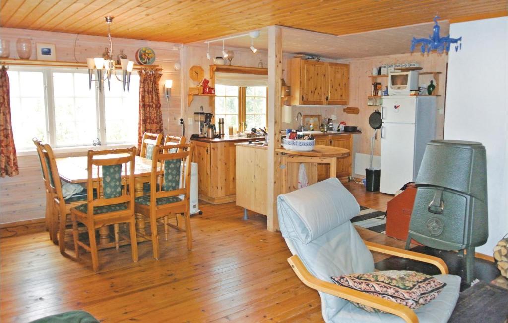 Awesome Home In Haugastl With 3 Bedrooms photo 2