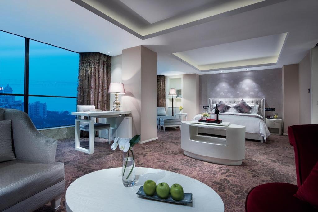 Сьюит (Представительский люкс Делюкс), Guang Dong Hotel Zhuhai