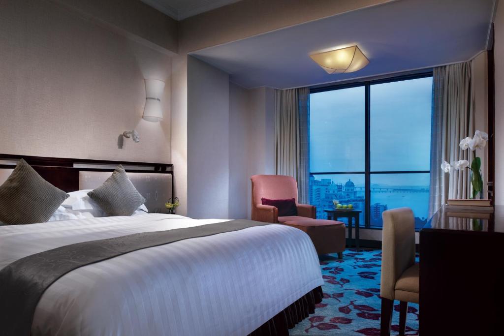 Guangdong Hotel (Zhuhai) photo 3