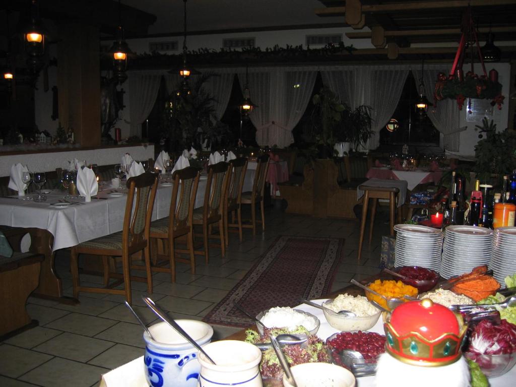 Hotel-Restaurant-Pfaelzer-Stuben photo 1