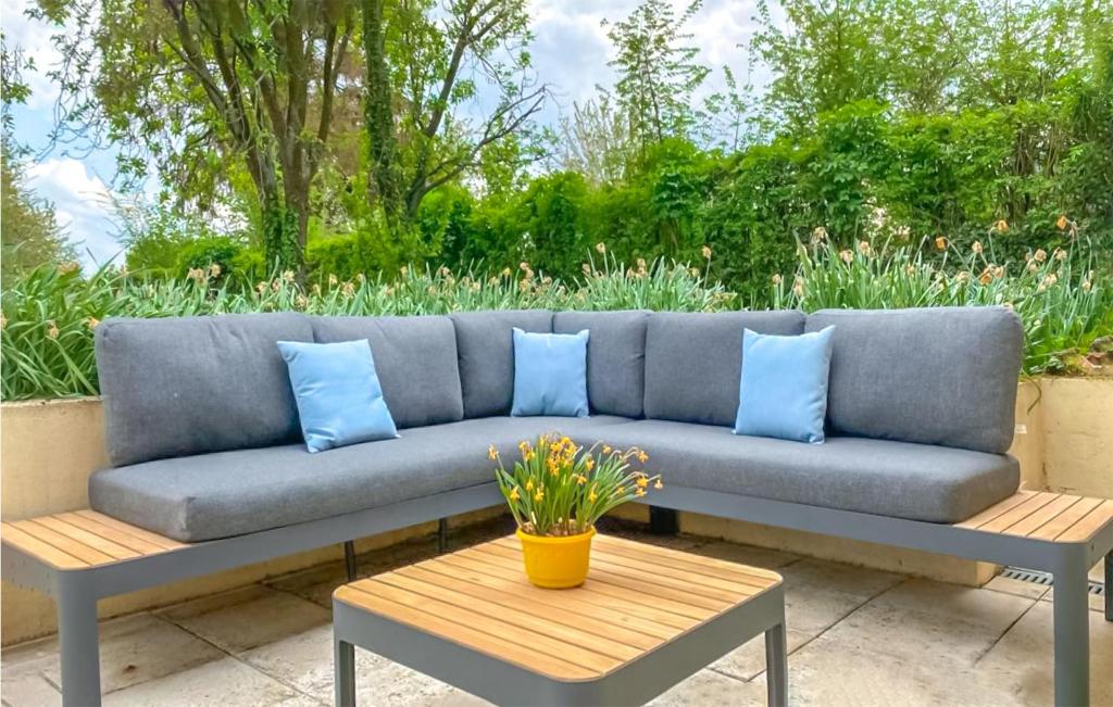 Amazing Home In Saigneville With 4 Bedrooms And Wifi photo 3