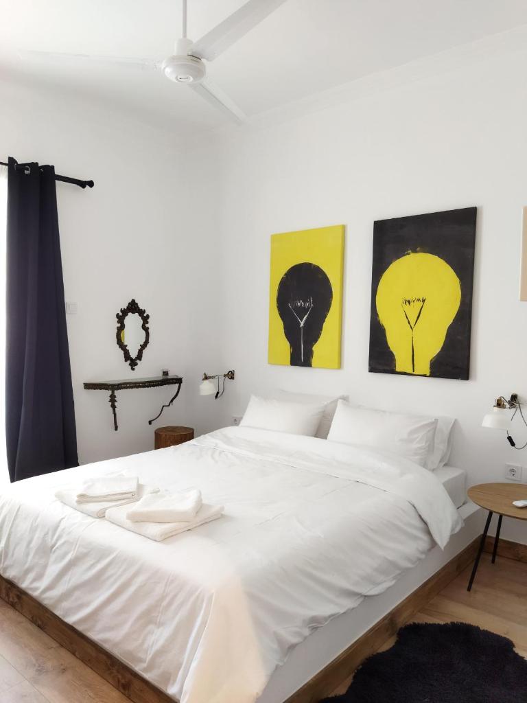 Minimal apartment by the beach photo 2