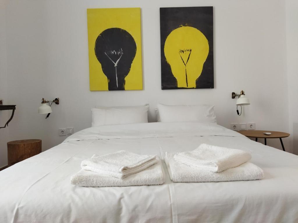 Minimal apartment by the beach photo 4