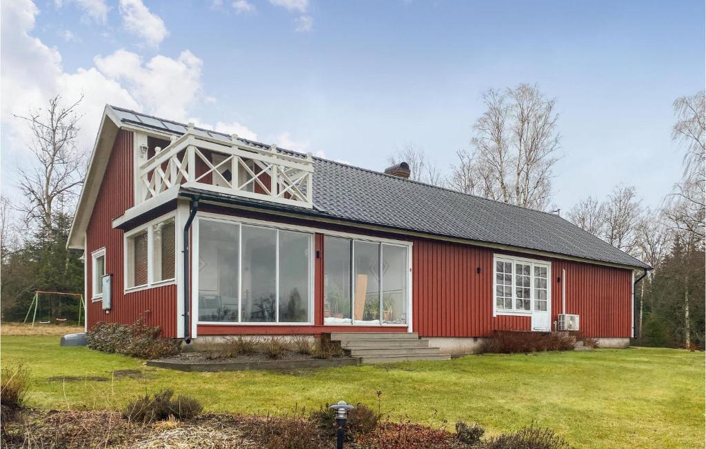 Nice Home In Unnaryd With 4 Bedrooms