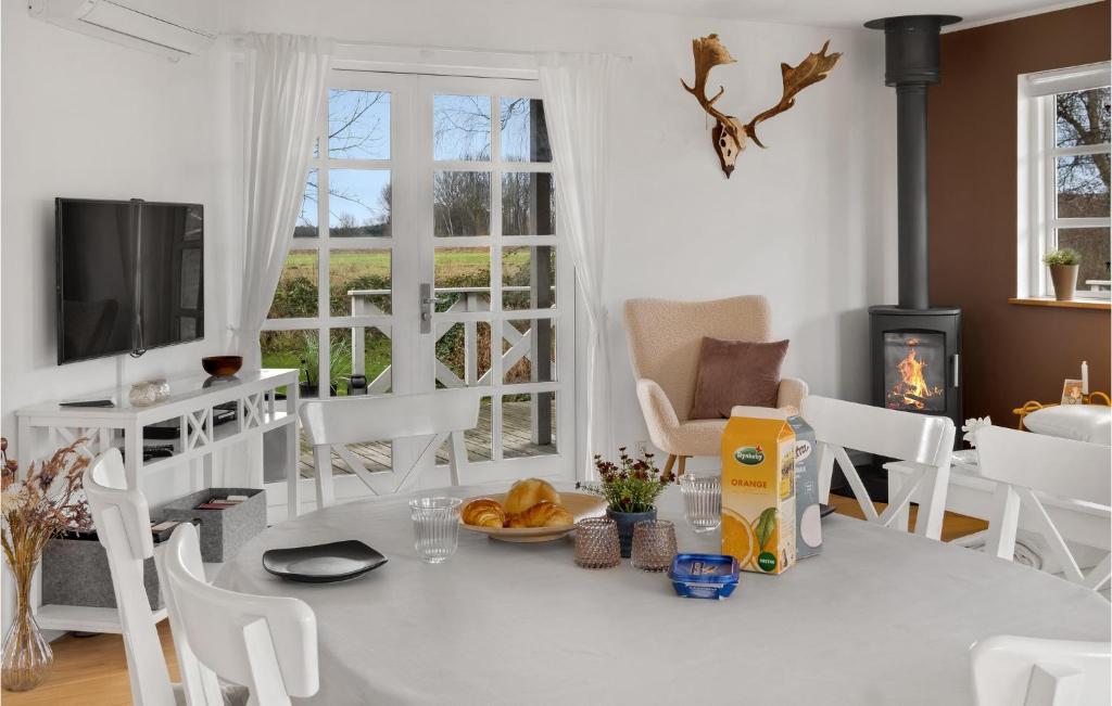 Amazing Home In Vordingborg With 3 Bedrooms And Wifi photo 3