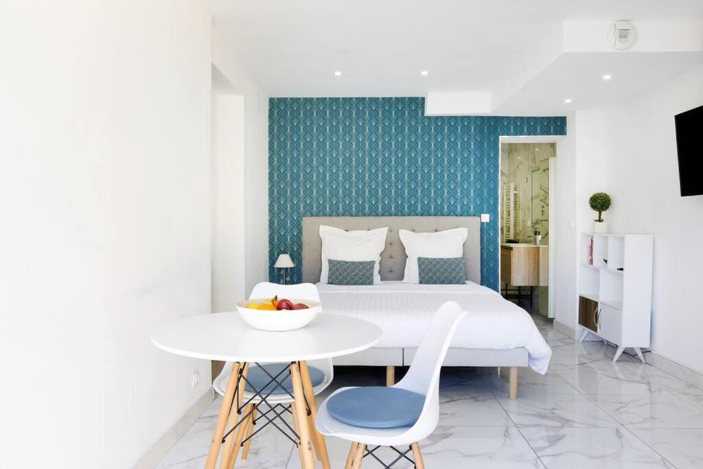 Studio tout confort avec parking et terrasse à Eze village photo 2