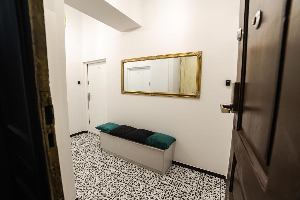 CracWoW Saint Sebastian Apartments Room Type - One-Bedroom Apartment