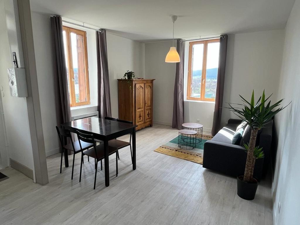 Appartement vue sur le village photo 1