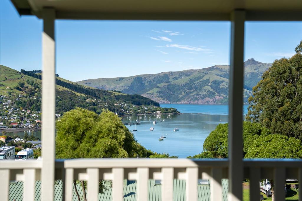 Akaroa Top 10 Holiday Park photo 1