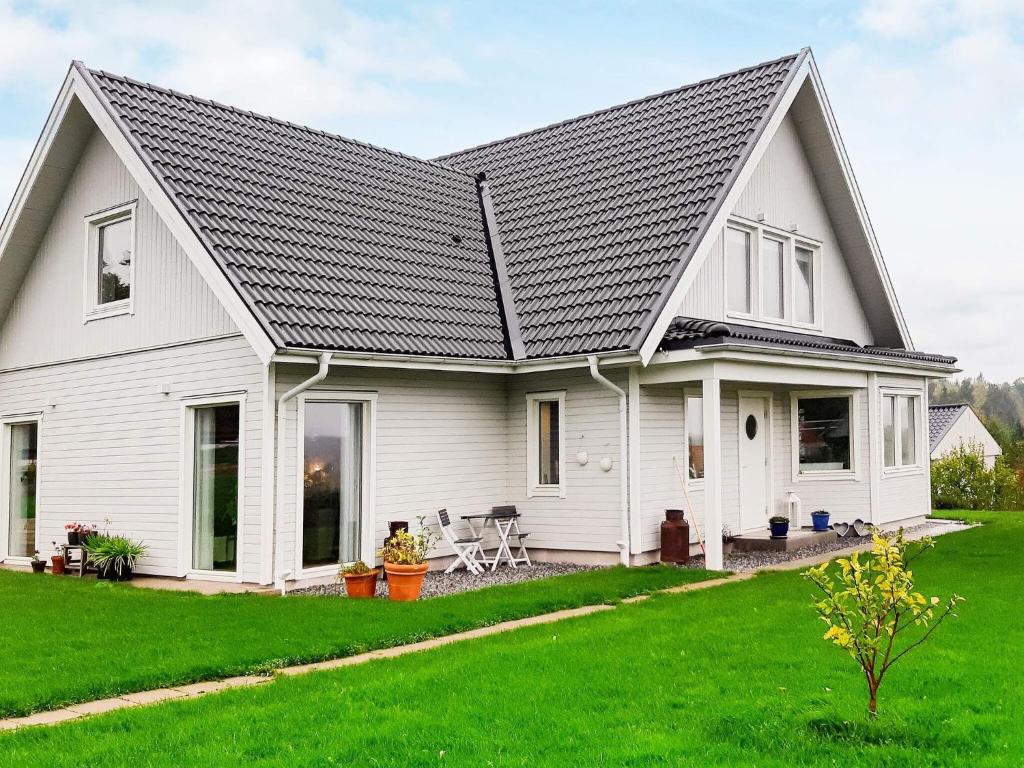 Holiday home ADELSÖ IV