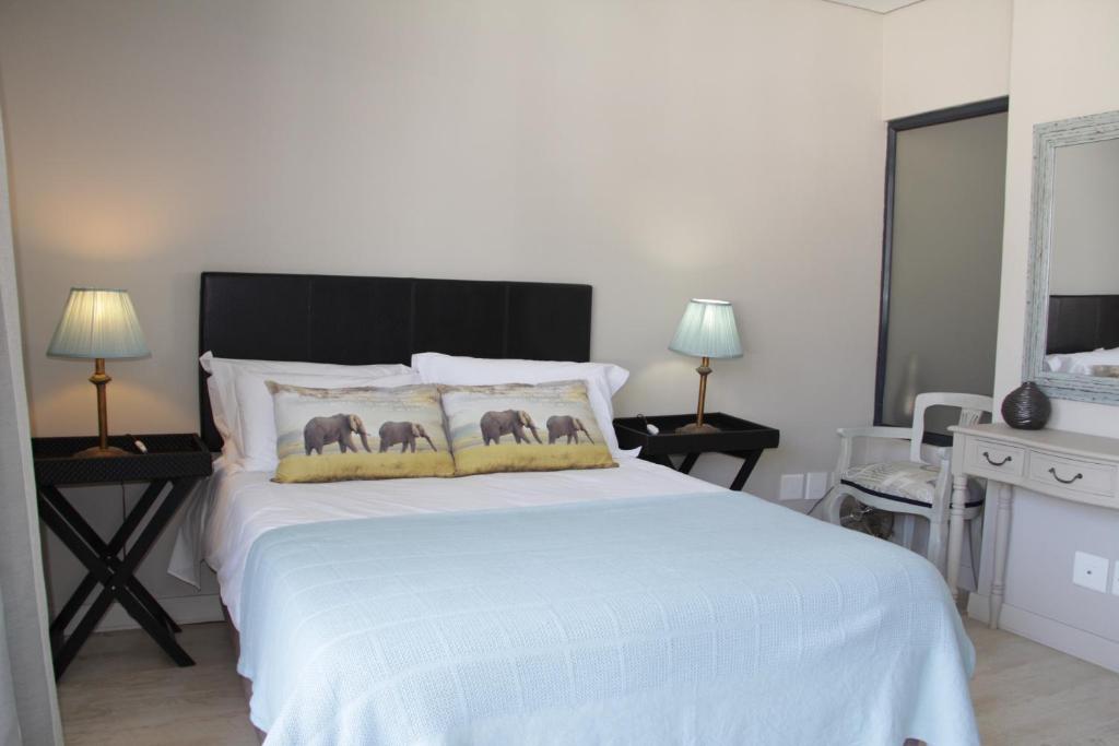 Apt 67 Long Street no loadshedding photo 4