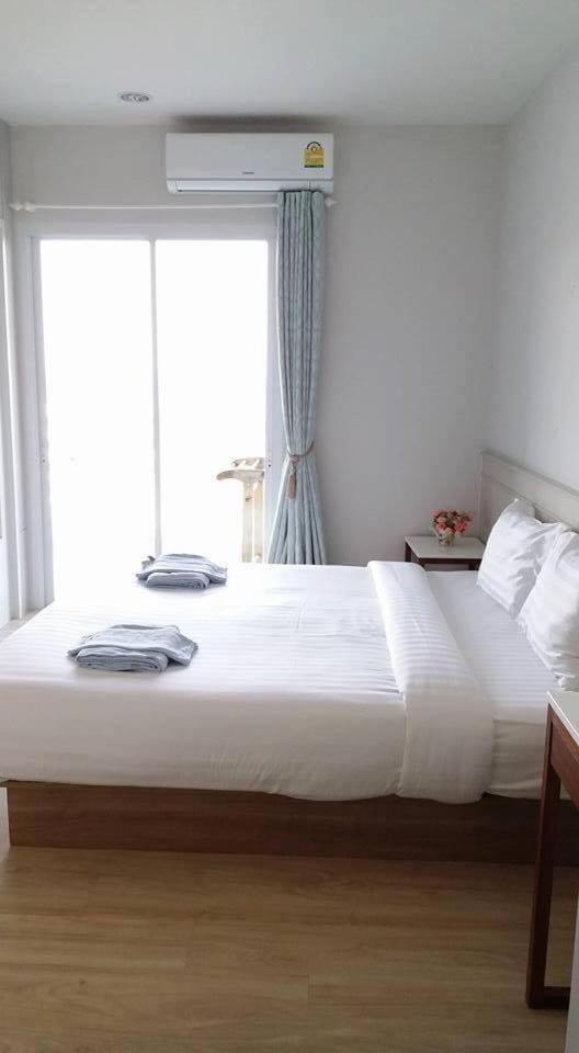 The Sea Condominium photo 1
