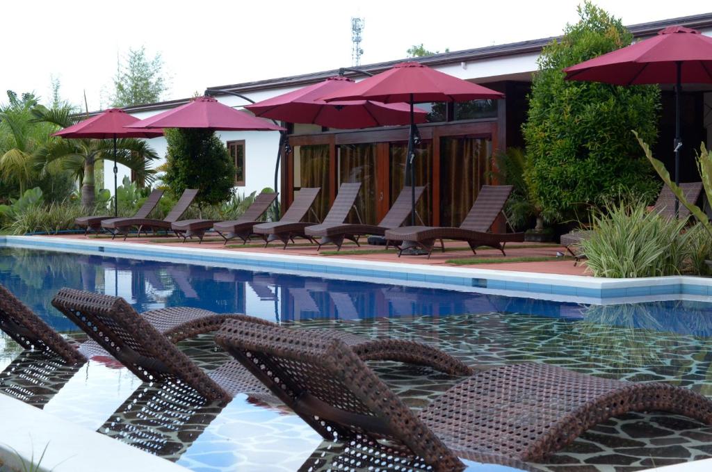 Bella Napoli Resort & Resto photo 4