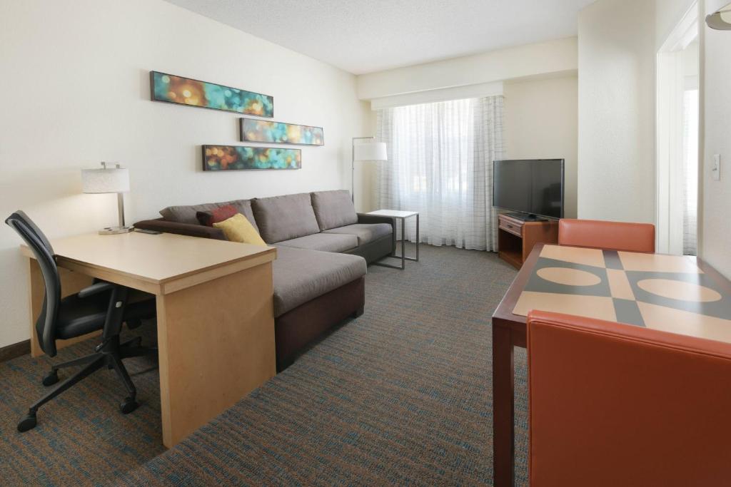 Residence Inn Dallas Park Central photo 4