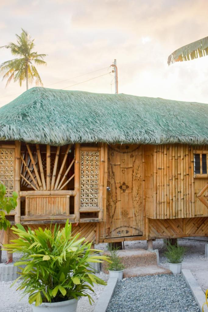 GoOd Inn White Beach Moalboal photo 3