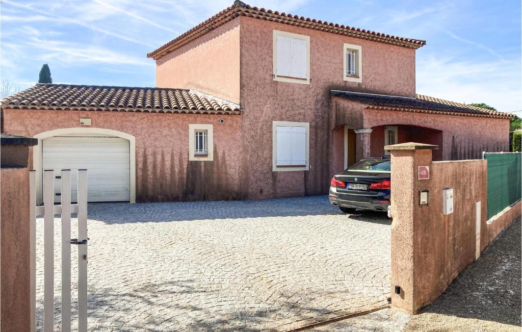 Beautiful Home In Les Arcs With 5 Bedrooms, Wifi And Outdoor Swimming Pool photo 1
