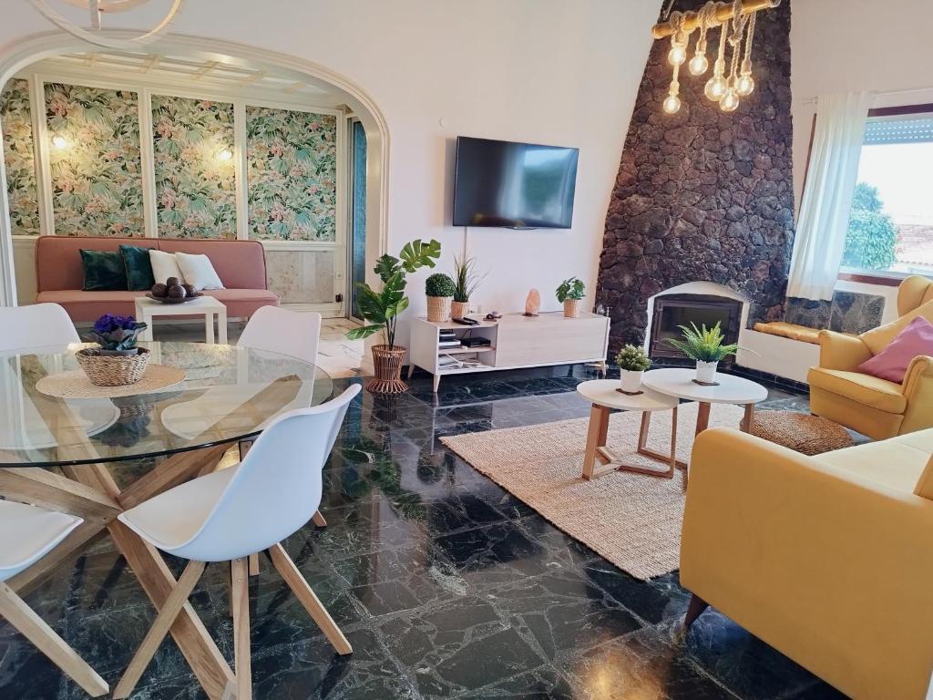 House Experience Villa Violeta photo 1