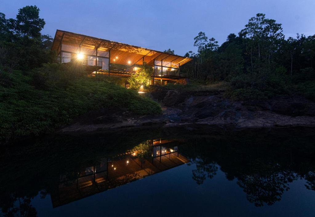 Kurunduketiya Private Rainforest Resort photo 2