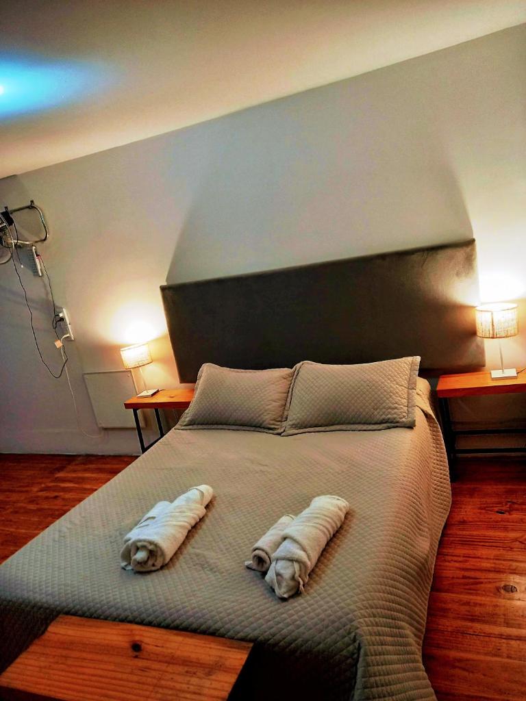 Mi casa, Su casa photo 1