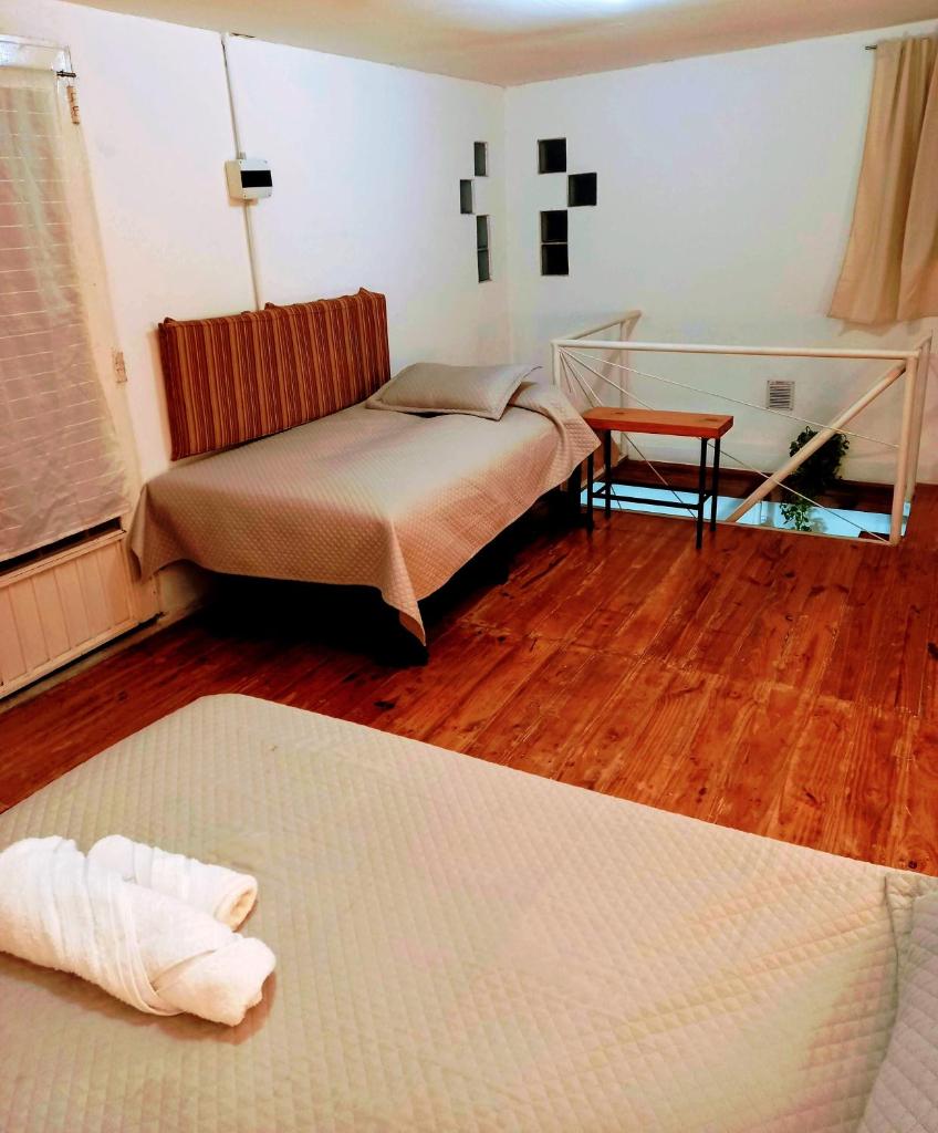 Mi casa, Su casa photo 3