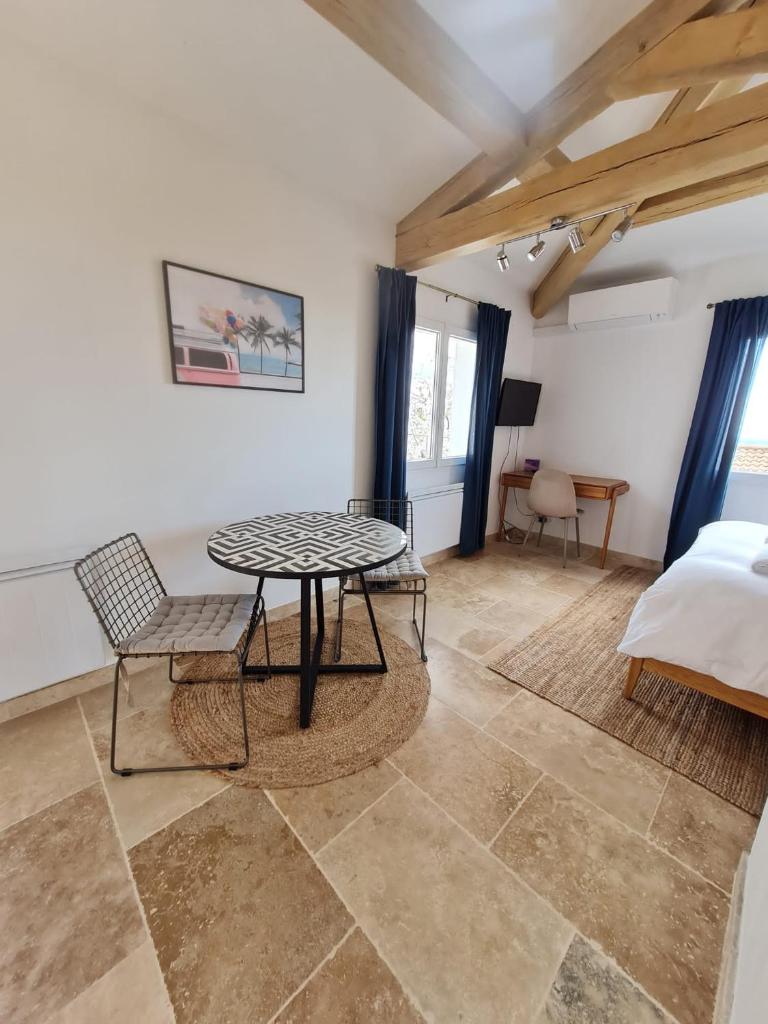 Adorable Maison Indépendante 30m2 avec Piscine en saison photo 4