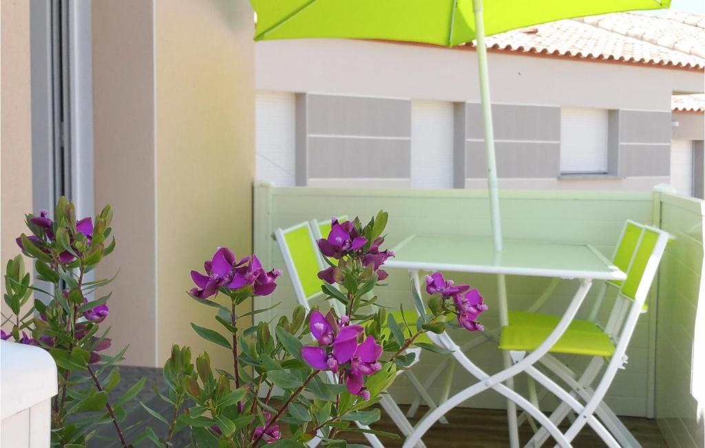 Amazing Home In Capestang With Wifi And 1 Bedrooms photo 2