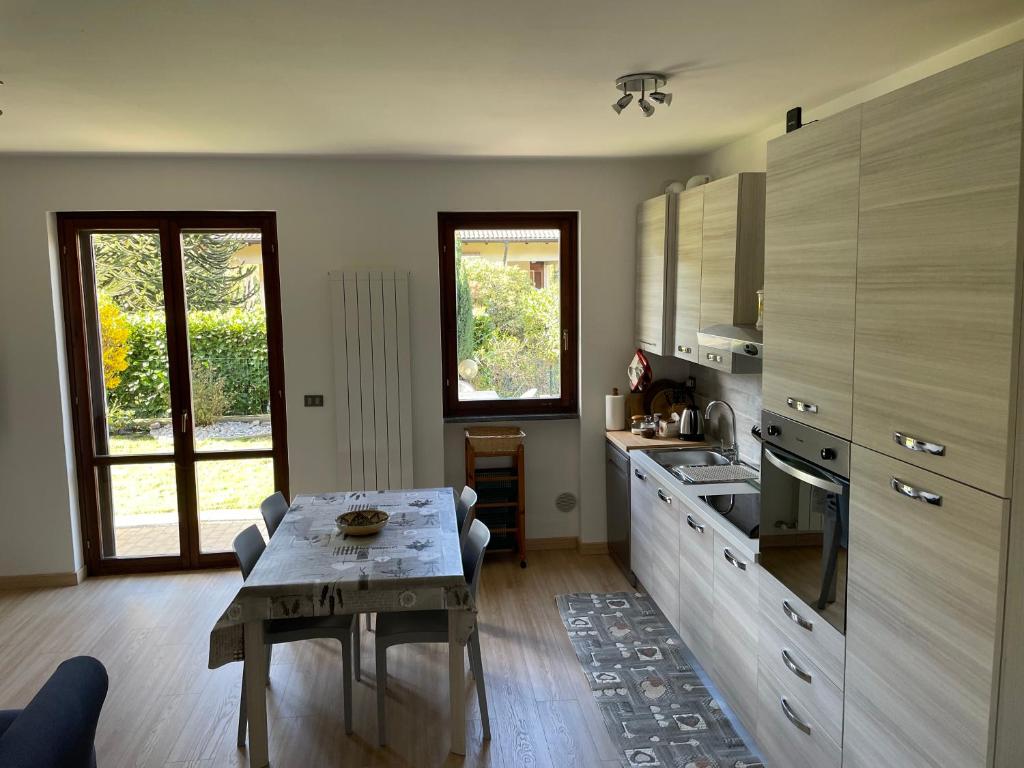 La casa del Conte - Feriolo di Baveno con giardino privato photo 3