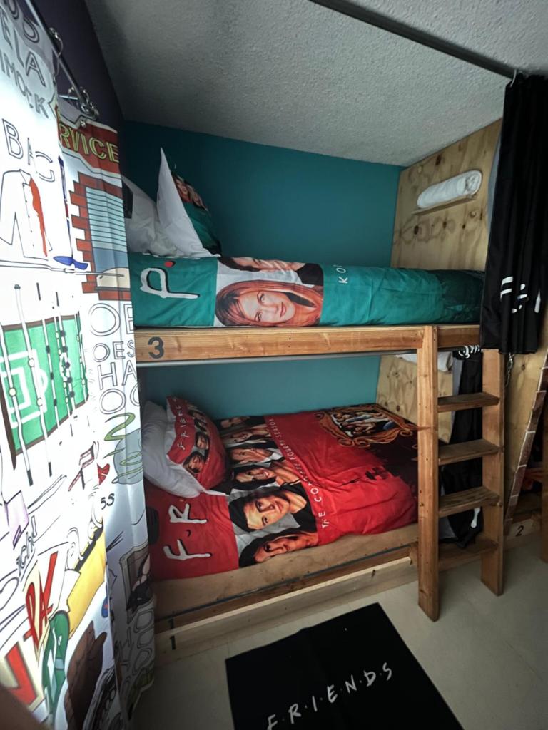 DICI Coliving Housing The Friends Room photo 1