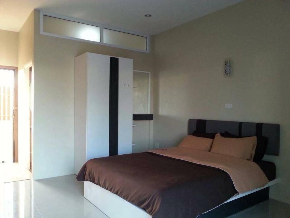 Ratchanee Place photo 1