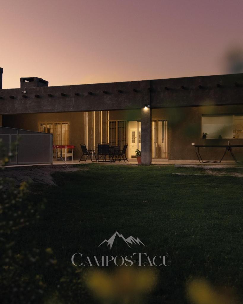 Casa de campo - Campos del Tacu