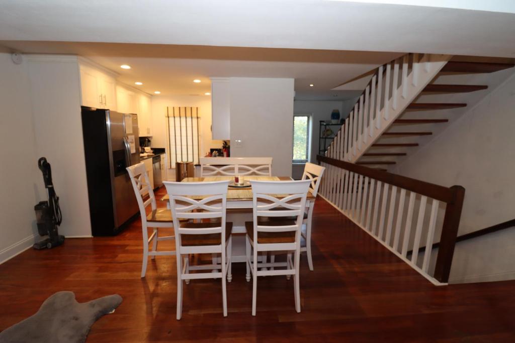 Cheerful Beach Townhouse photo 3