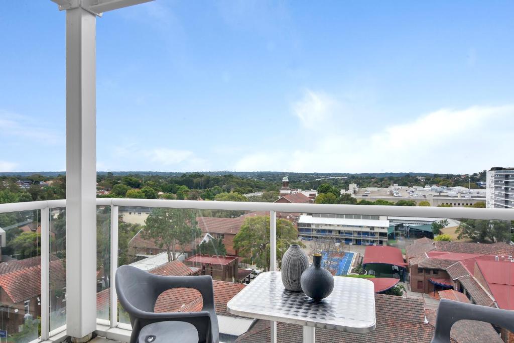 Modern spacious Chatswood Apartment H1016 photo 4