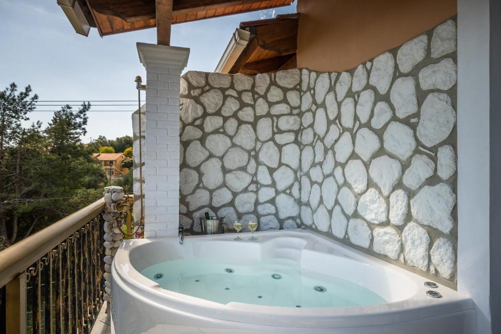 Aloe Seaview Apartments by Konnect, 500m from Dassia Beach photo 1