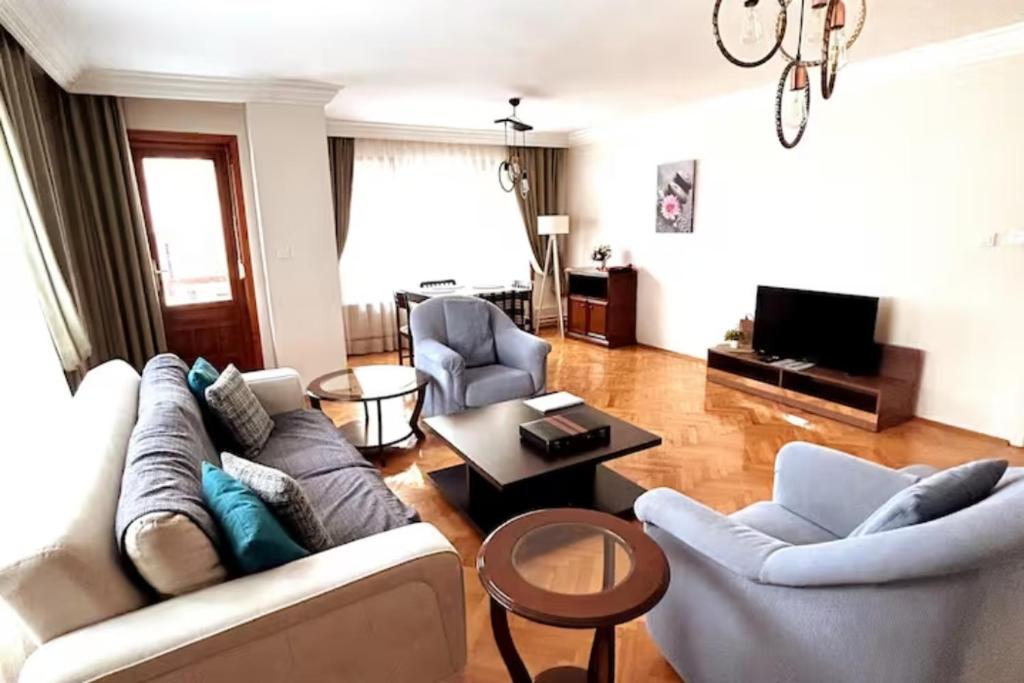 A large, comfortable flat in the best area of Ankara, Turkey photo 3