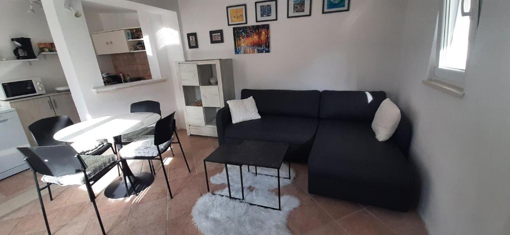 Apartment Nika on the beach Mlini photo 3