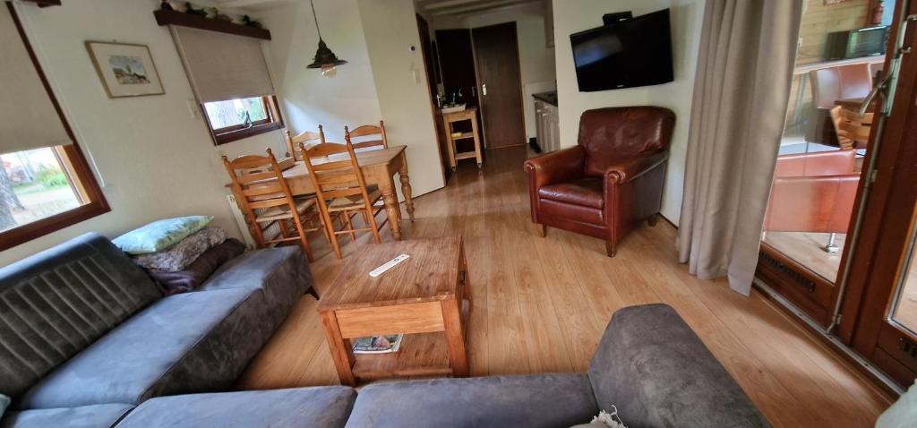 Vakantie chalet G5 - Recreation only photo 3