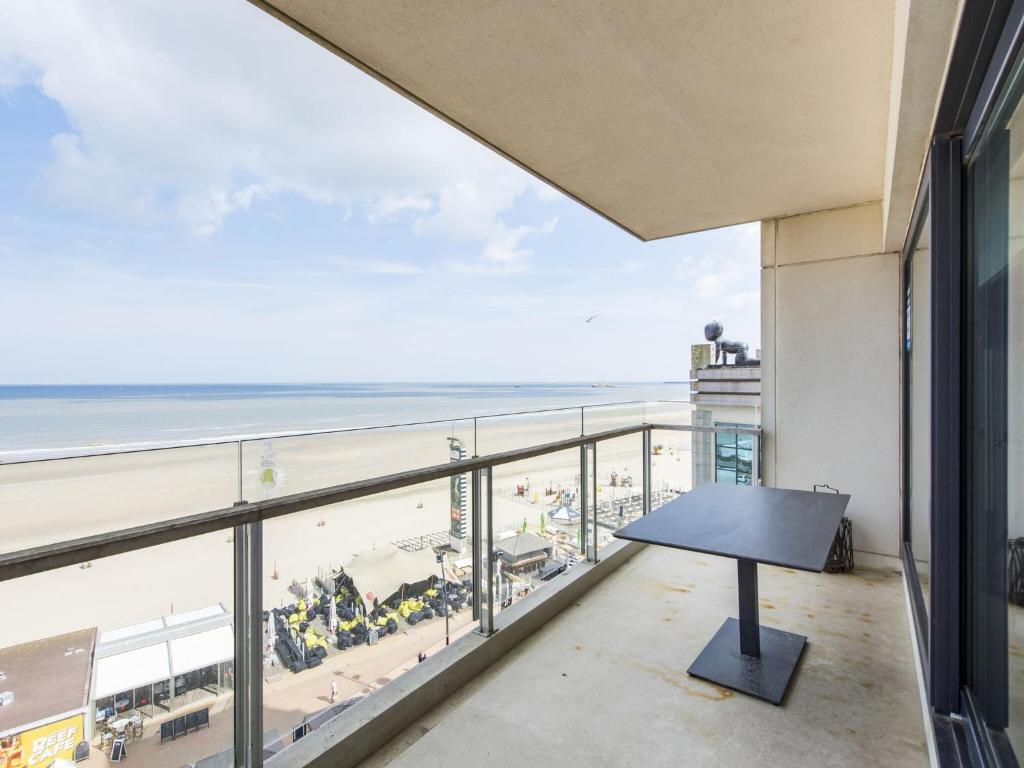 Appartment 2 bedrooms with garage at Eden B7 on floor 7