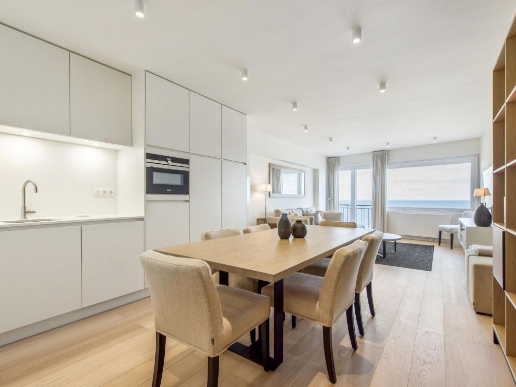 Costa Brava - Appartement 4 bedrooms - floor 9 photo 2