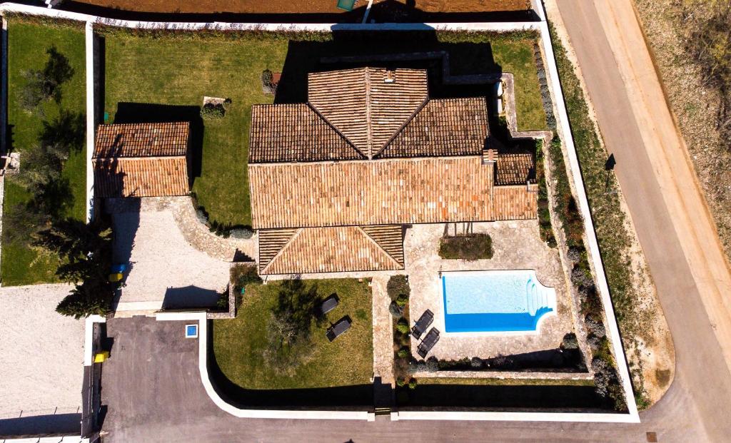 Villa Avalon - Luxury home with pool in the centre of Istria photo 3