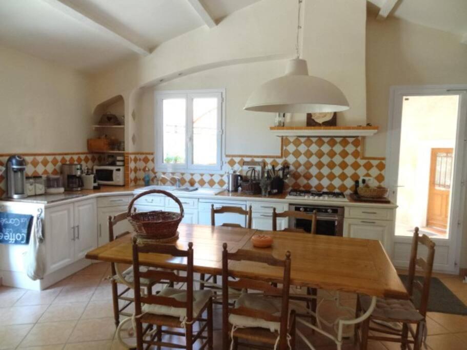La bastide de LORGUES 83 photo 4