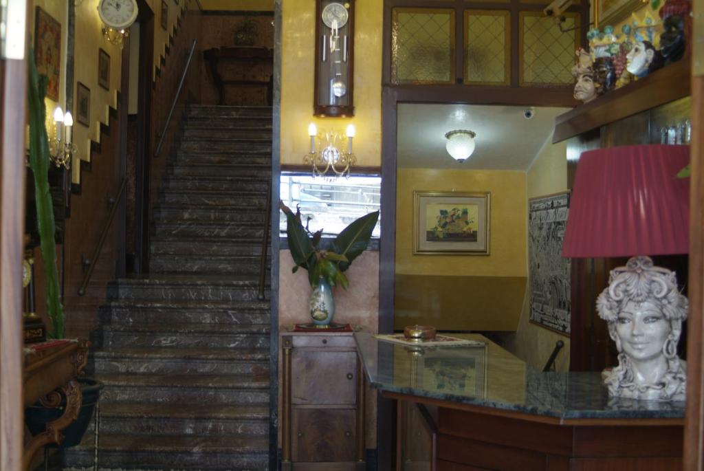 Hotel Touring photo 4