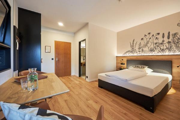 Hotel-Landgasthof KREUZ photo 3