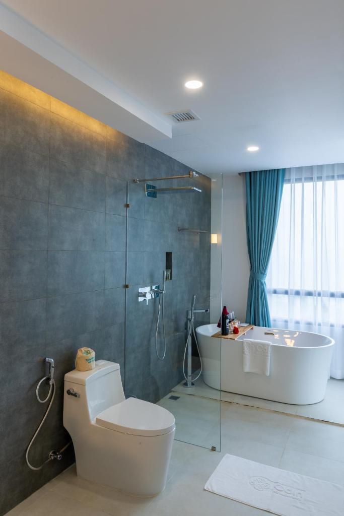 Odin Hotel Quy Nhon - Tap to explore photos